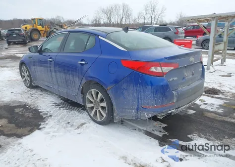 2013 Kia Optima Sx z USA, uszkodzony, nr VIN 5XXGR4A62DG195618